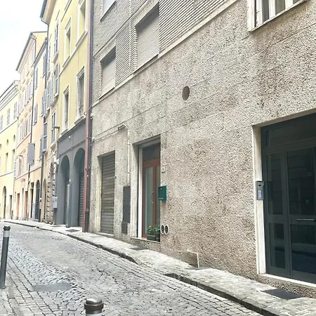 アパート A38 - Ancona, Comodo Bilocale In Centro Storico アンコーナ